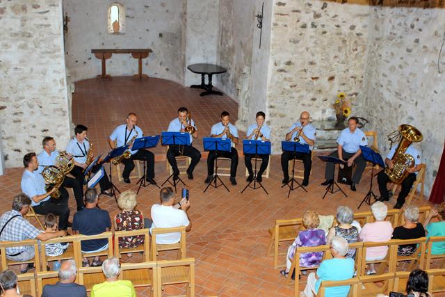 V Dravogradu s kitarami, orglicami in trobili pospremili 12. državni festival malih inštrumentalnih skupin (FOTO)