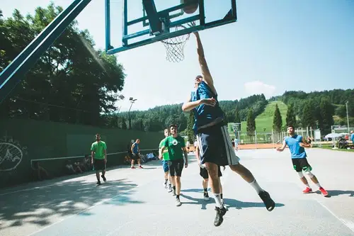 KKŠ Summer Break: čez dan šport in druženje, zvečer zabava z MURFY, Tabu, Šank Rock in Milanom Kamnikom (FOTO)