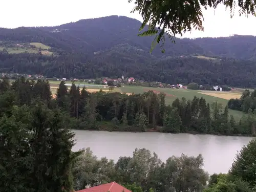 Računsko sodišče dravograjski občini izdalo negativno mnenje