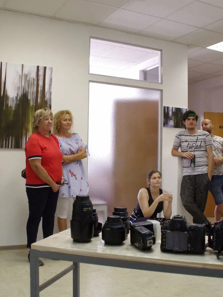 Živela ustvarjalnost!: po fotografski delavnici je na vrsti Alenka Seničar s tapiserijami (FOTO)