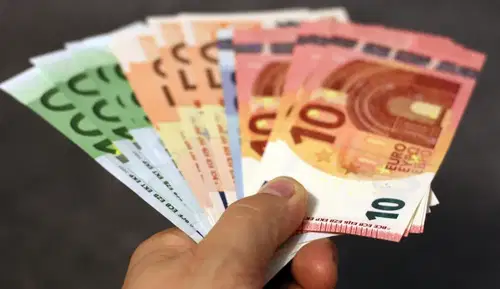 Kako pravilno izplačati pomoč in dodatke?