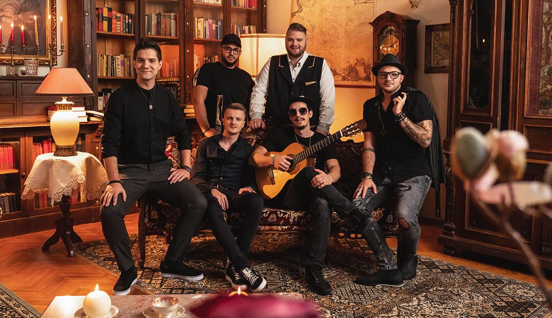 Poskočni muzikanti predstavljajo nov duet (FOTO in VIDEO)