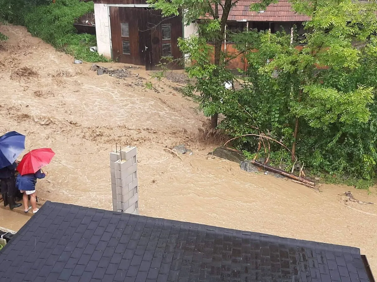 Dr. Jernej Pikalo ob mednarodnem dnevu mladih: "Vsem želim kar največ dobre prihodnosti" (VIDEO)
