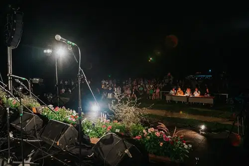 3. festival Guštanj napoveduje vrhunsko glasbo, okusno "koroško košto", pravo "gavdo", z malo sreče pa lahko osvojite tudi Citroën ali Peugeot