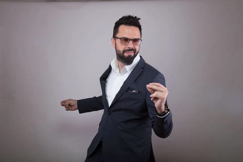 Na Prevaljah bomo spomine na tople poletne dni in morje obujali ob prepevanju Petara Graša