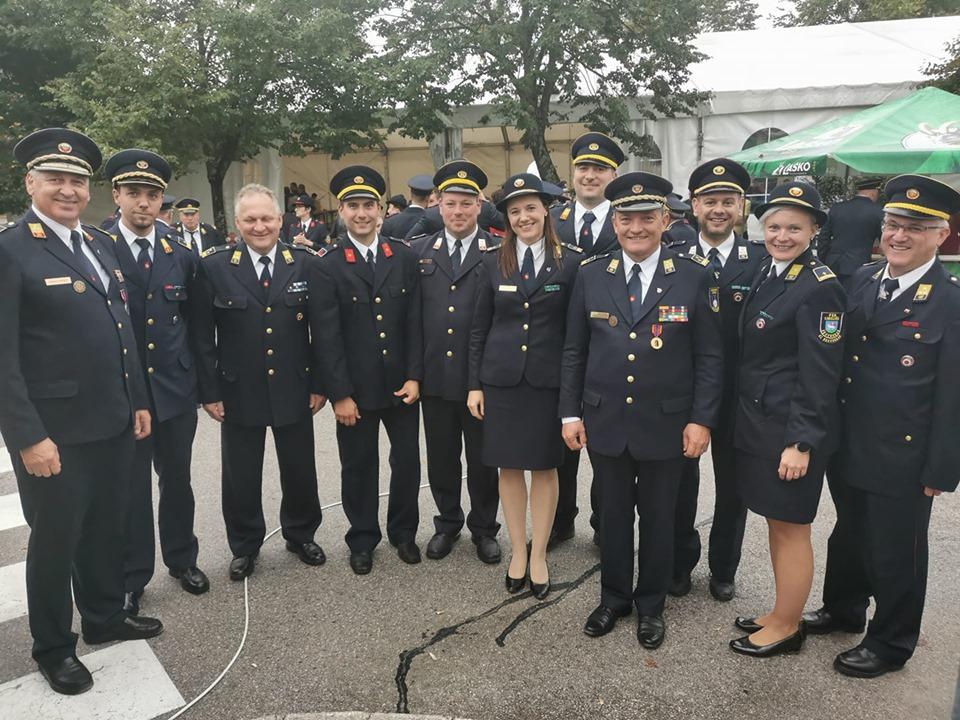 Predsednik vlade: "Ko vsi drugi obupajo, ko vsi drugi odidejo, ko se vsi ustrašijo, gasilec ostane"