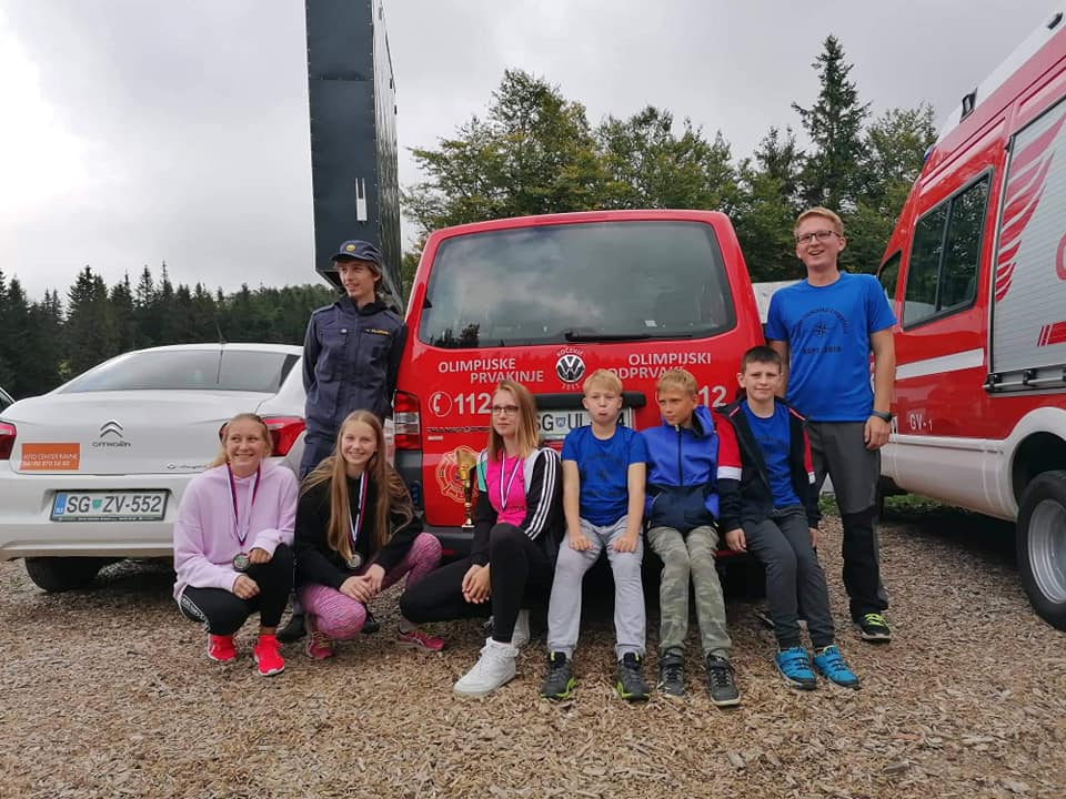 Na državnem tekmovanju v orientaciji na Kopah zelo uspešne tudi Koroške ekipe (FOTO)