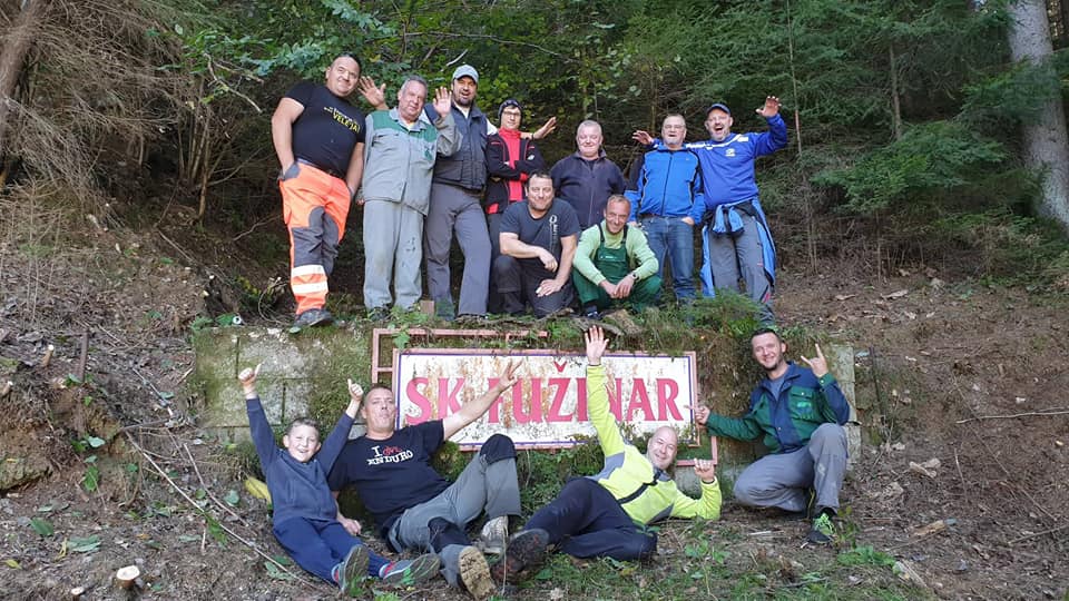 Skakalci ravenskega smučarskega kluba bodo že to zimo skakali na domačem terenu (FOTO)