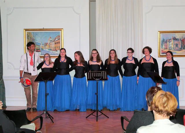 Na tretjem večeru jesenskih serenad v Dravogradu je nastopila Ženska vokalna skupina Lipa (FOTO)