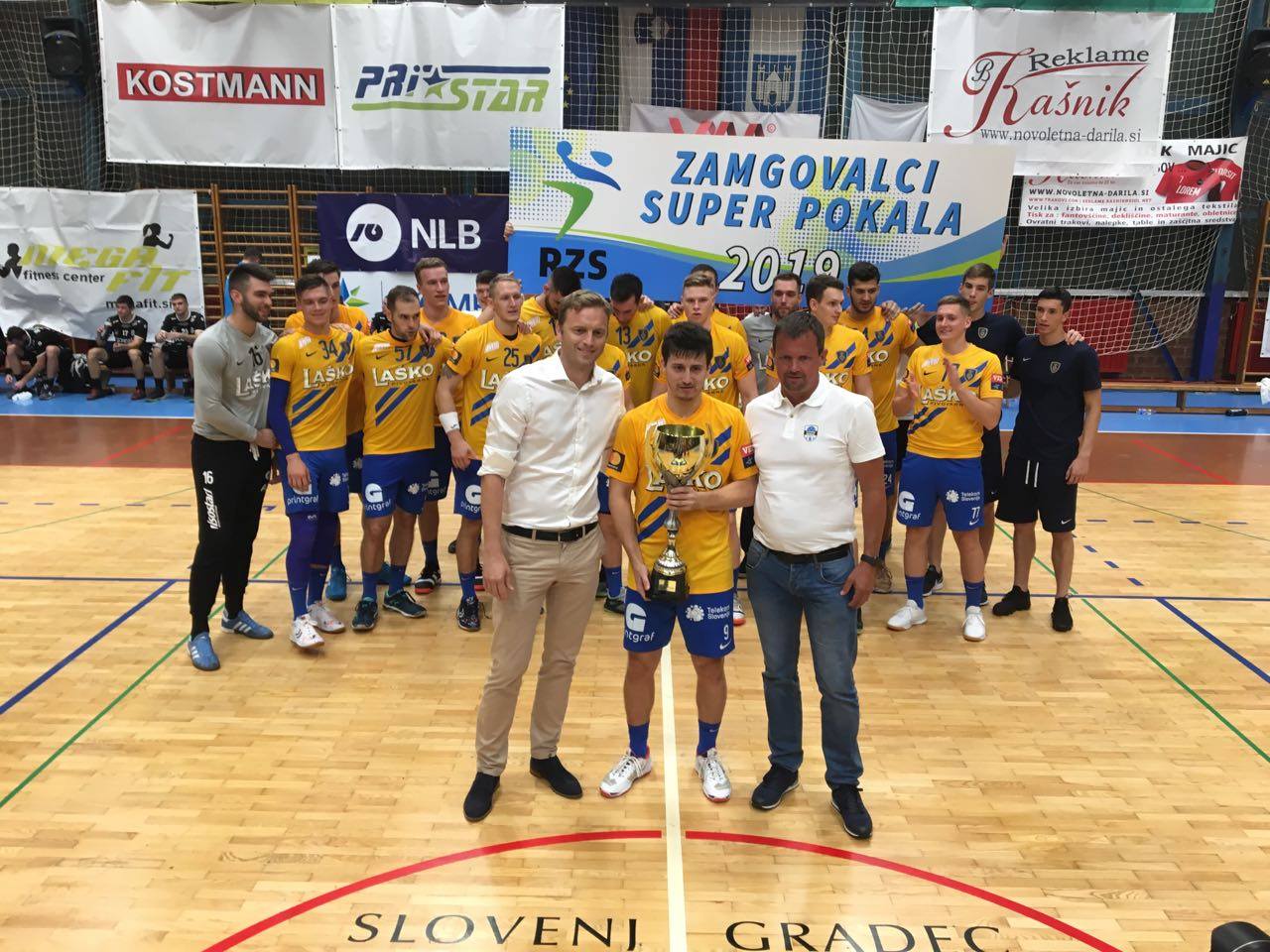 Celjski rokometaši že sedmič zmagovalci superpokala (FOTO)