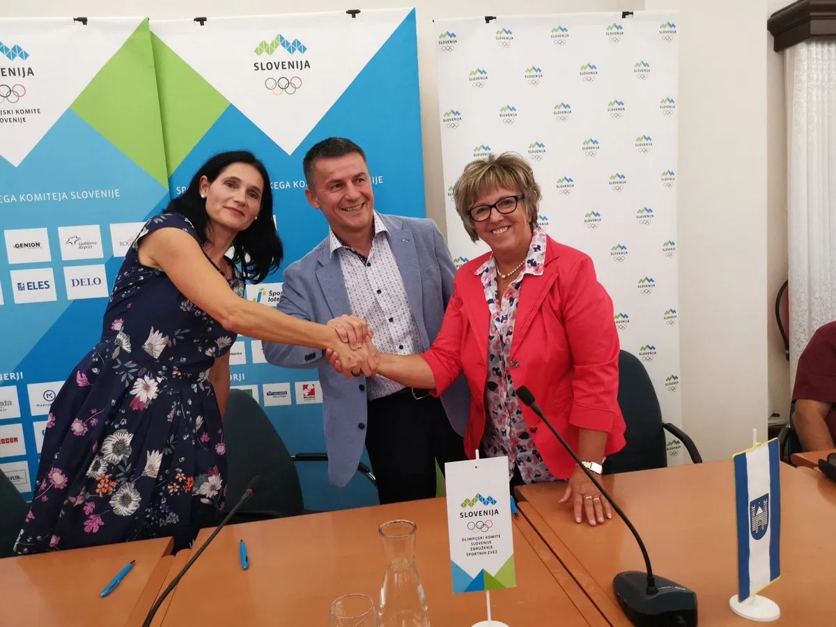 Podpisana nova pogodba za regijsko pisarno OKS (VIDEO)