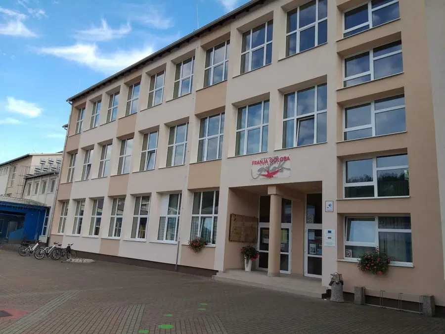 Učence bodo ocenjevali tudi na daljavo