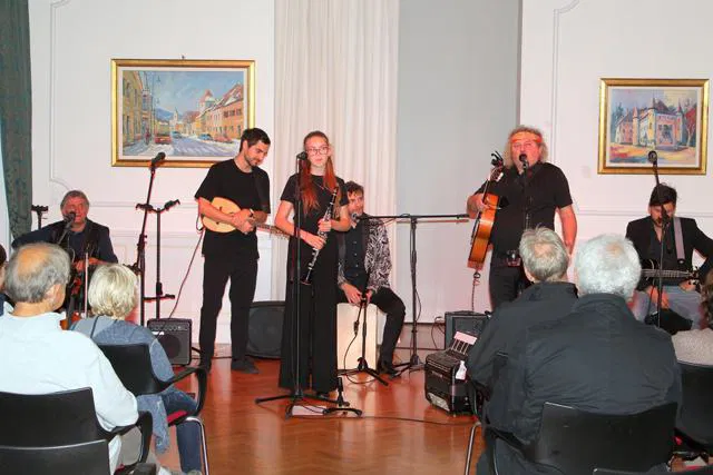 Na Ravnah v okviru festivala 'Japkin kedn 2019' vabijo na celotedensko jabolčno razvajanje