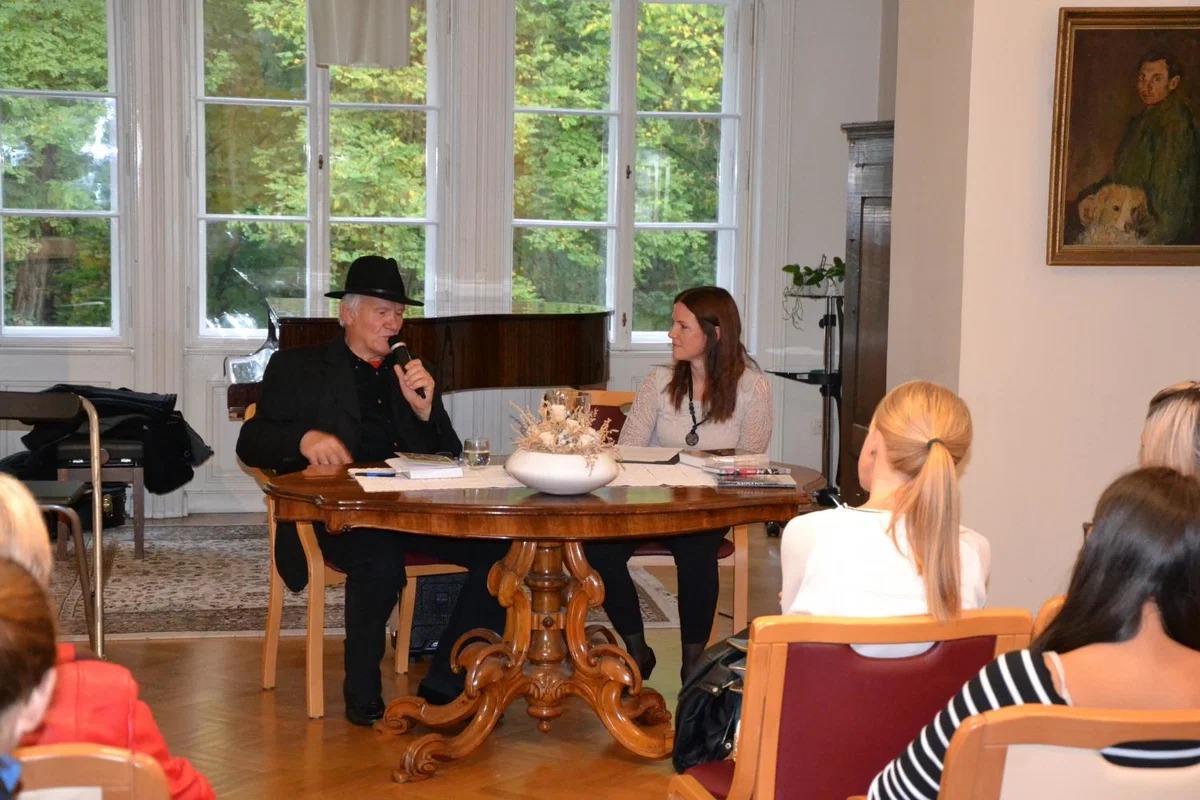 Domačin Ivan Penec – Vanč izdal roman Suhovrške brazde (FOTO)