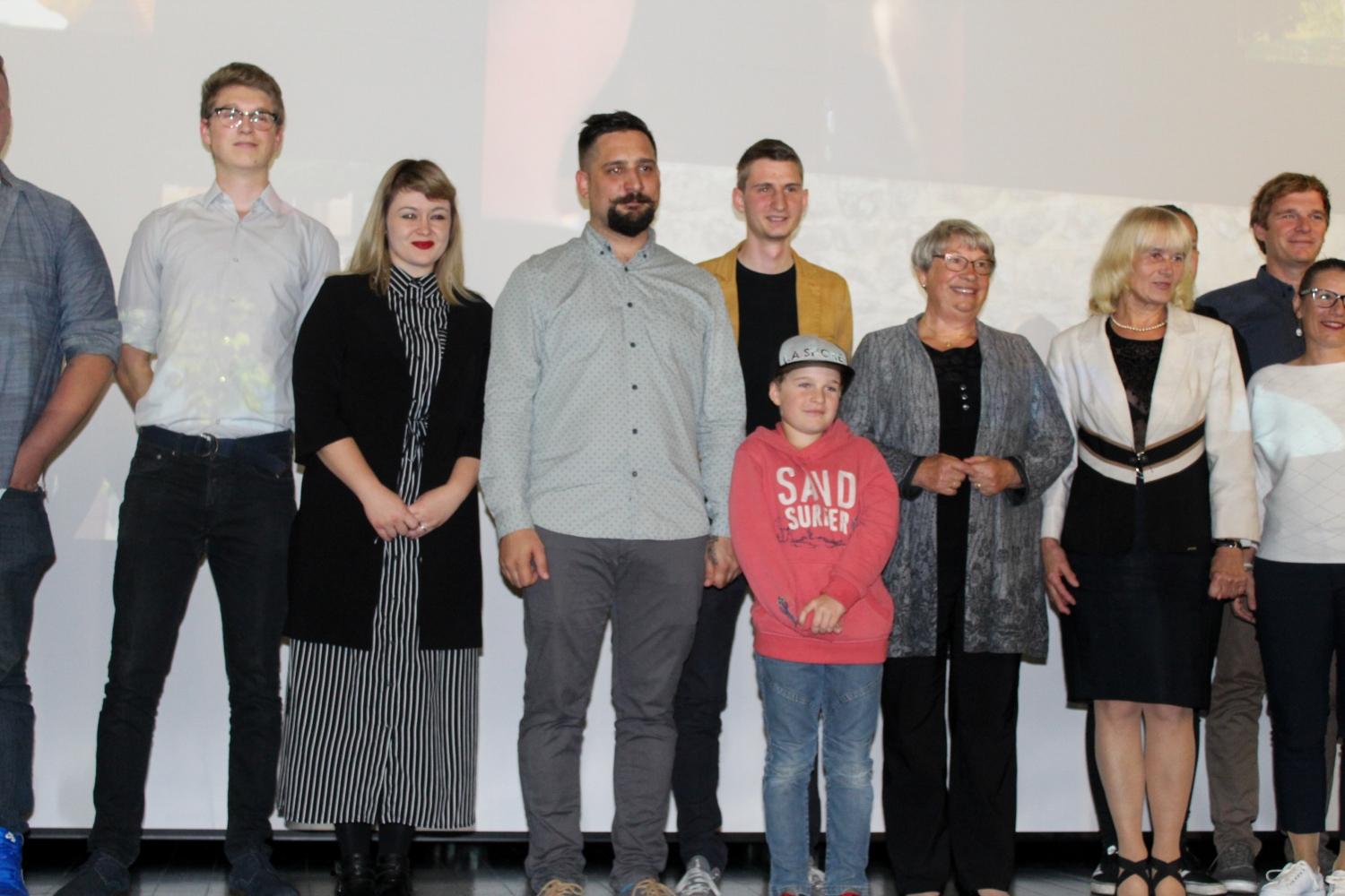 Glasujmo, da Levi Devžej zmaga na festivalu Igcat Food Film Menu 2020