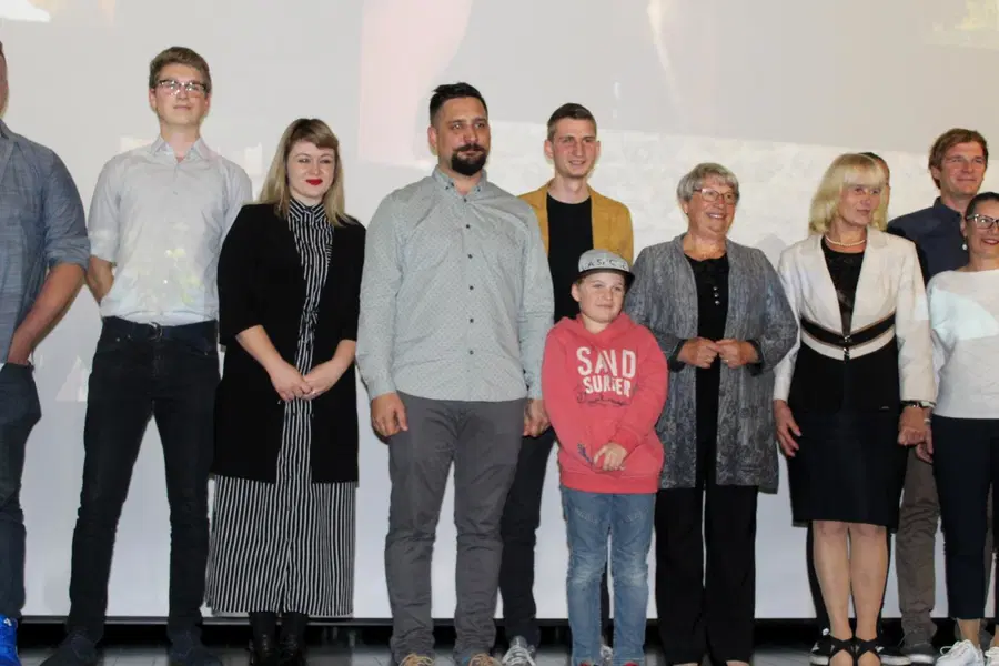 Glasujmo, da Levi Devžej zmaga na festivalu Igcat Food Film Menu 2020