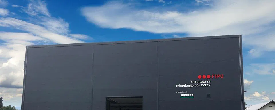 Otvoritev novega laboratorija Fakultete za tehnologijo polimerov v Slovenj Gradcu