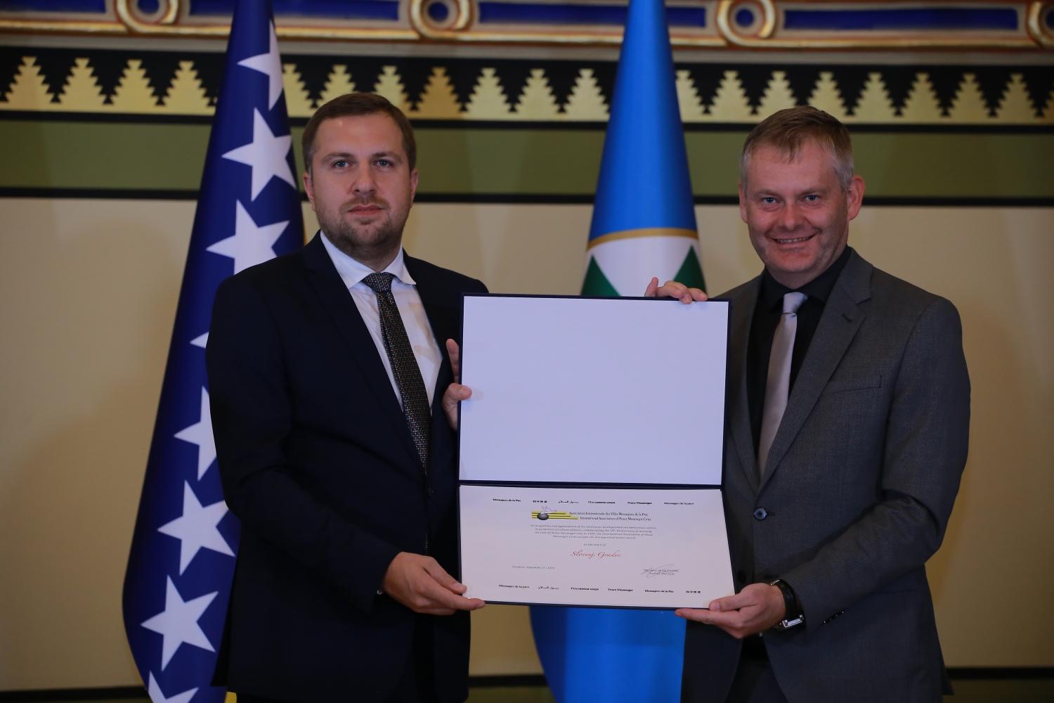 30. Generalna skupščina Mednarodnega združenja mest glasnikov miru se je uspešno zaključila tudi za Slovenj Gradec (FOTO)