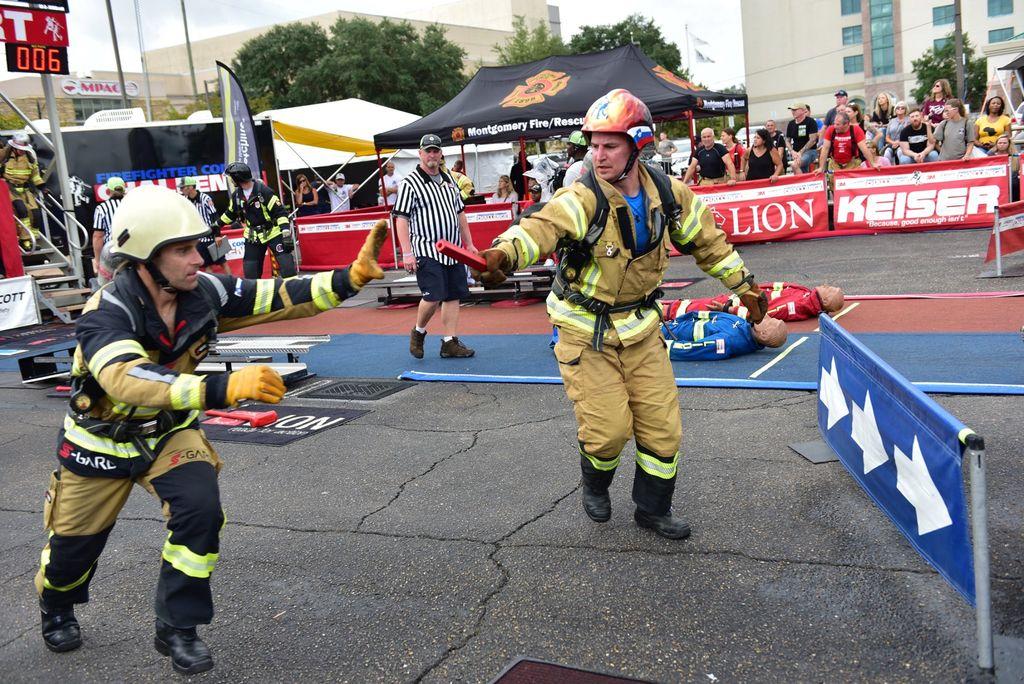 Slovenci najbolj zaupajo gasilcem, zaupanje v vojsko in poklic vojaka se zvišuje