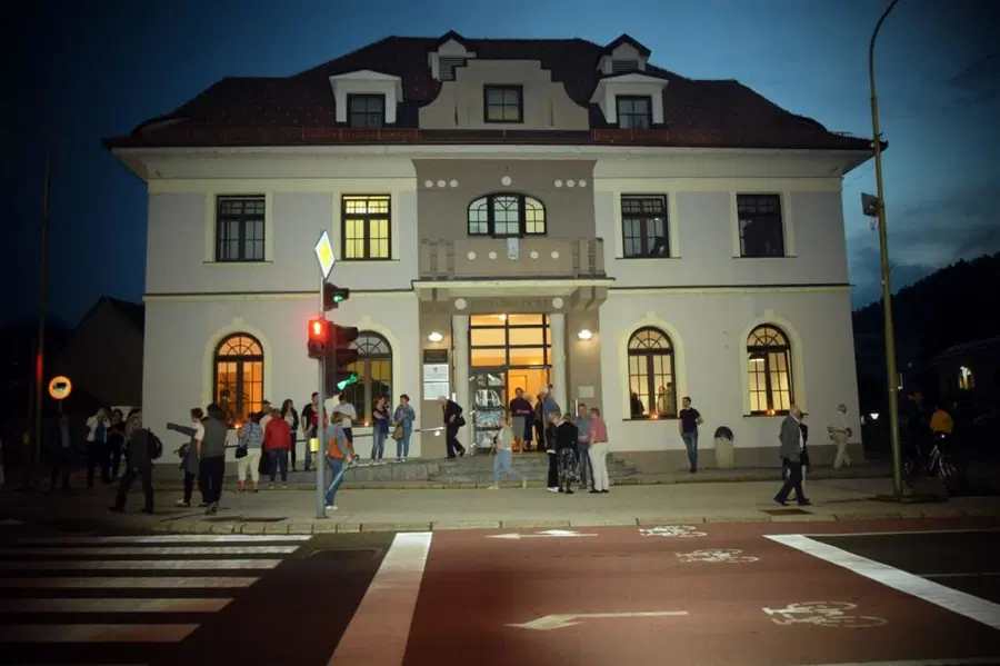 Kulturni dom Slovenj Gradec s filmi preko spleta do stika s kinoobiskovalci