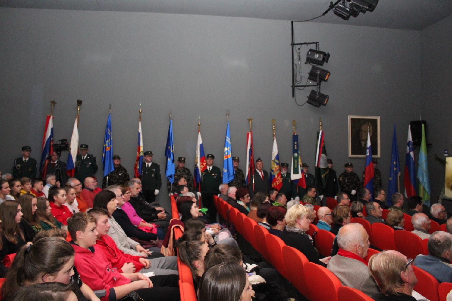 Na Ravnah s slovesnostjo obeležili dan Rudolfa Maistra (FOTO)