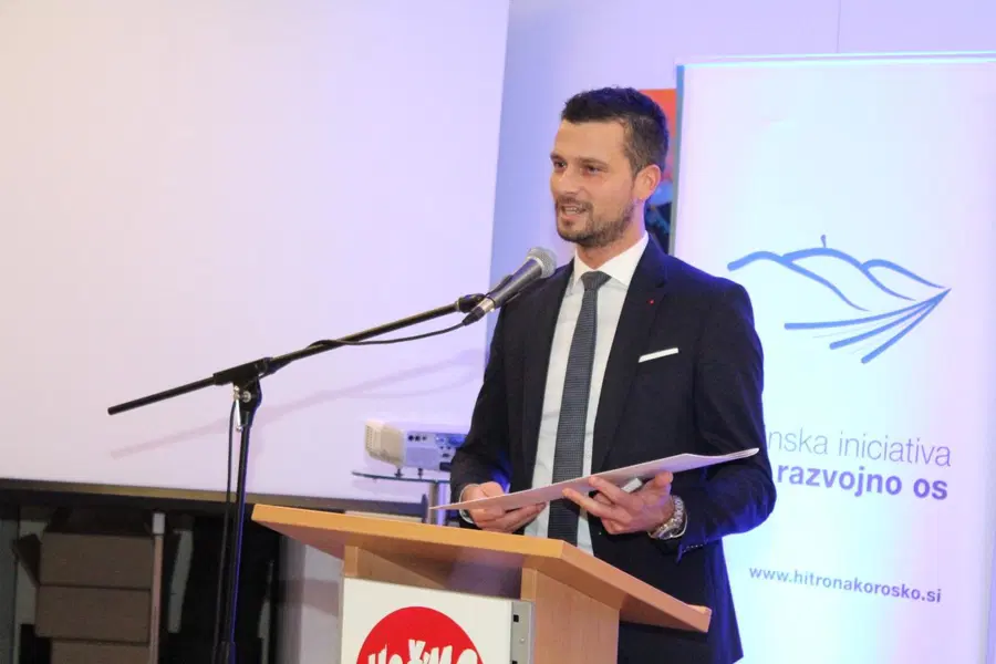 Prednik: država naj z zagotovitvijo stanovanj pomaga trenutno najbolj obremenjenemu kadru v Sloveniji