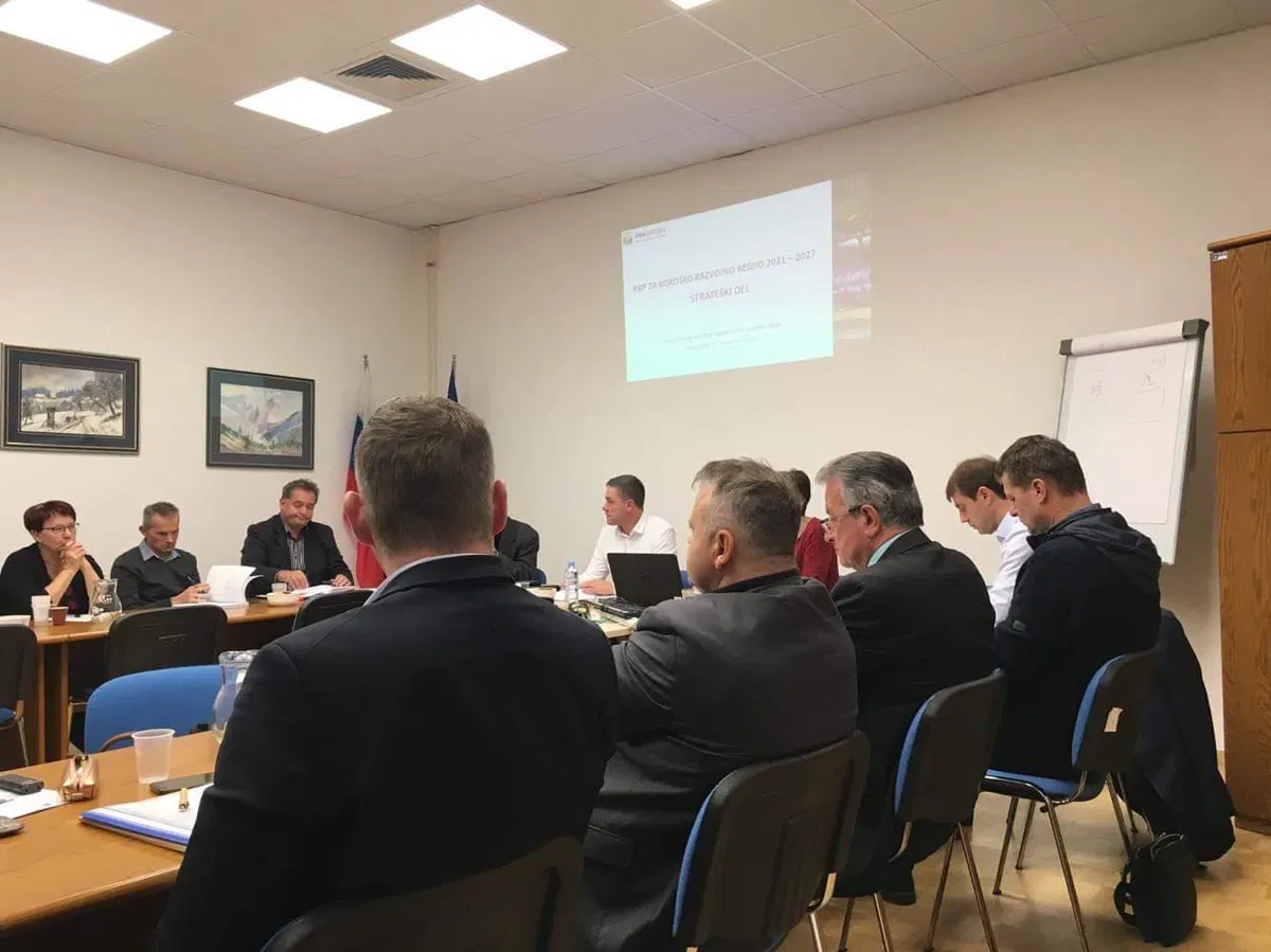 25-letnica lokalne samouprave: "Slovenija nujno potrebuje pokrajine za nadaljnji razvoj"