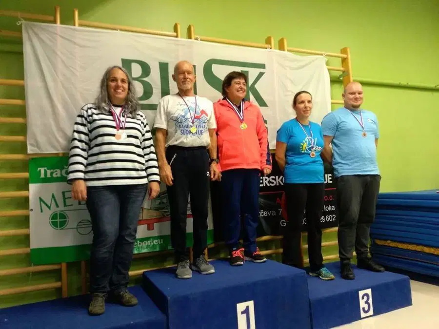 Fužinarju pet naslovov prvaka na Odprtem državnem prvenstvu v plavanju za veterane (FOTO)