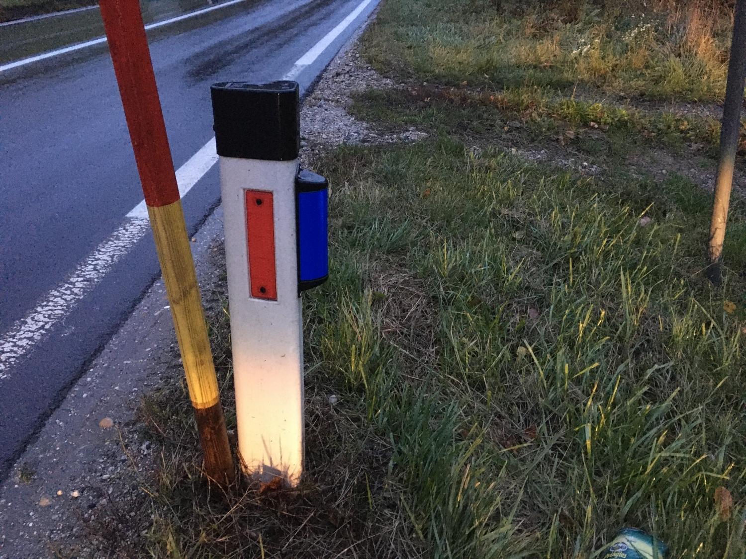 Zakaj modri odsevniki?