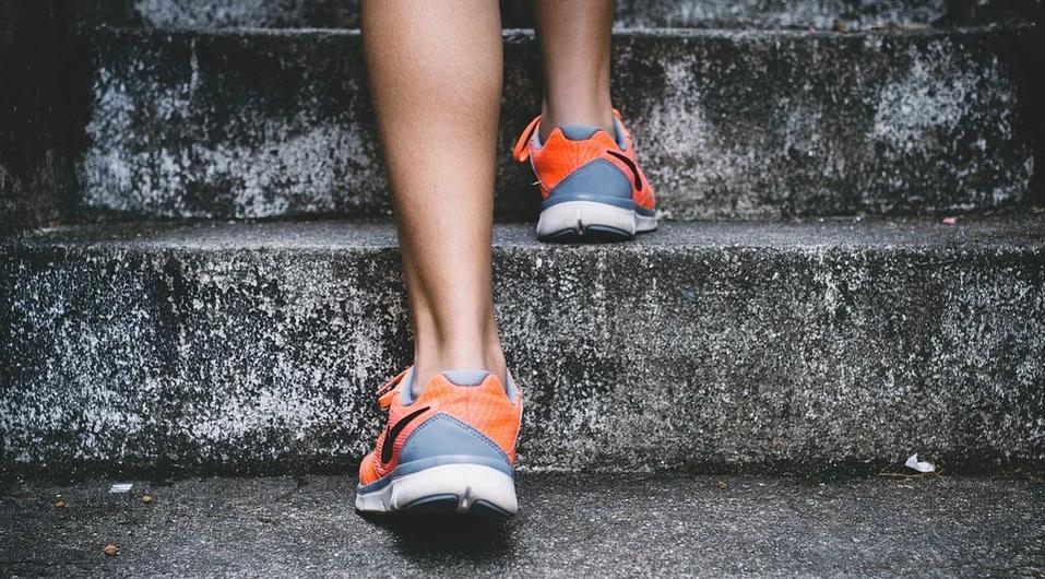 5. Miklavžev tek po 'CIK-CAKU' na Ravnah