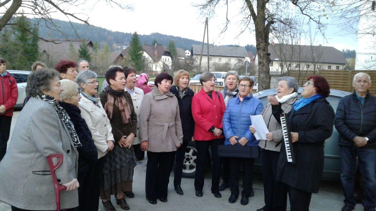 "Solzice" iz Kotelj bodo s koncertom obeležile jubilejnih 15 let uspešnega prepevanja