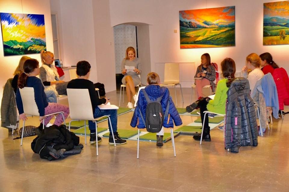 Nushy bo "zarepala" z mladimi talenti (FOTO)