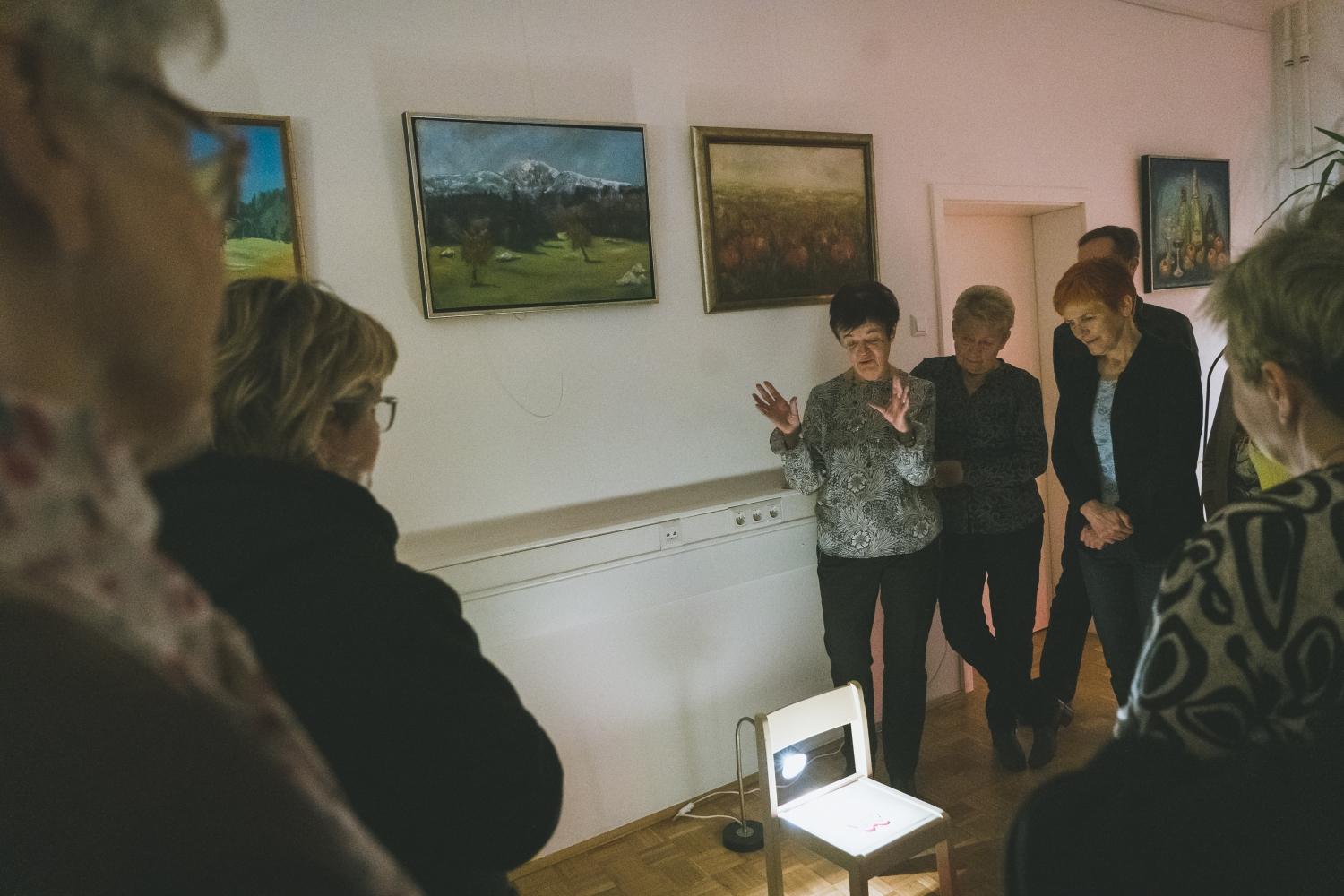 Osebno je posebno: (P)osebne zgodbe posameznic in njihovih predmetov (FOTO in VIDEO)