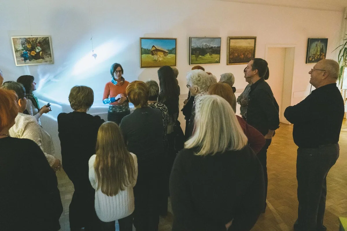 Na Ravnah so se ob zaključku delavnic "Osebno je posebno" odpirala mnoga vprašanja, pripovedovale so se zgodbe... (FOTO)