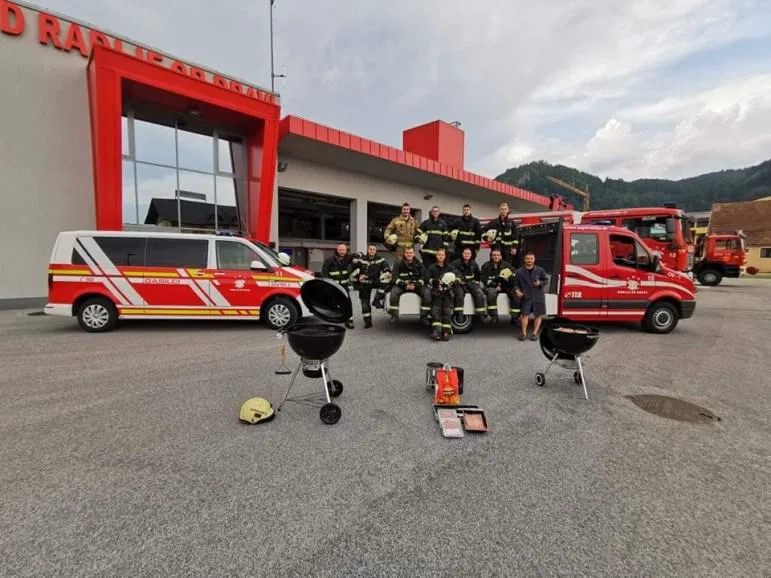 Radeljski gasilci odstopili nagrado pomoči potrebnim družinam (FOTO)