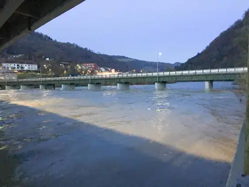 Predviden povečan pretok reke Drave, v nedeljo možna krajevna neurja