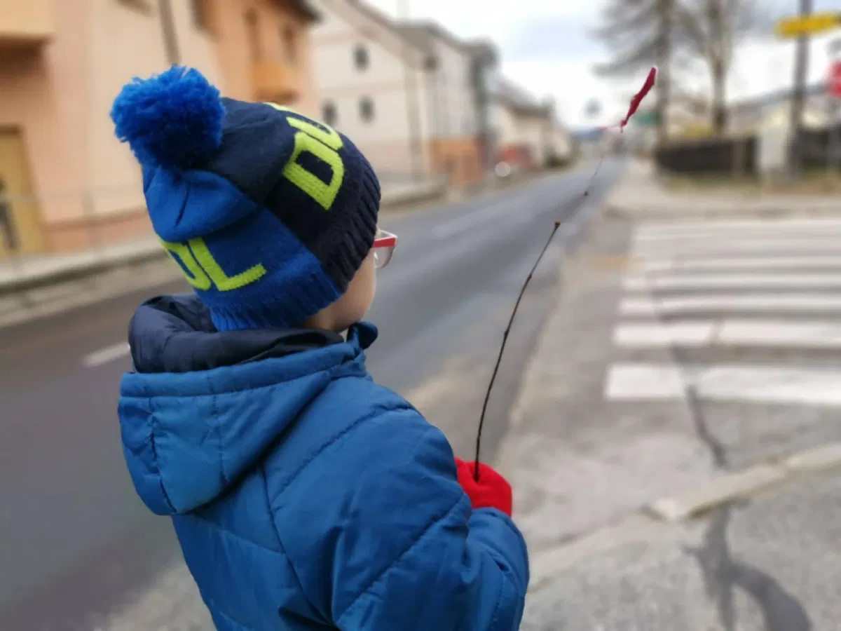 Tepežni dan: “Rešte se, rešte se" ... tudi vaši otroci danes otepajo?