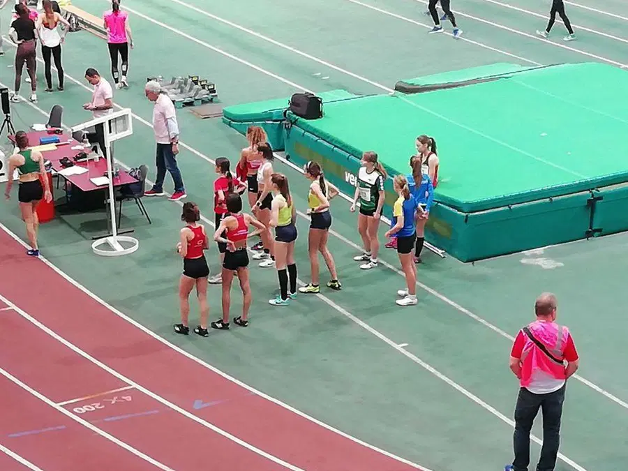 Uspešen začetek sezone Koroškega atletskega kluba: Hanna Navodnik zlata, Denisa Topler do osebnega rekorda (FOTO)