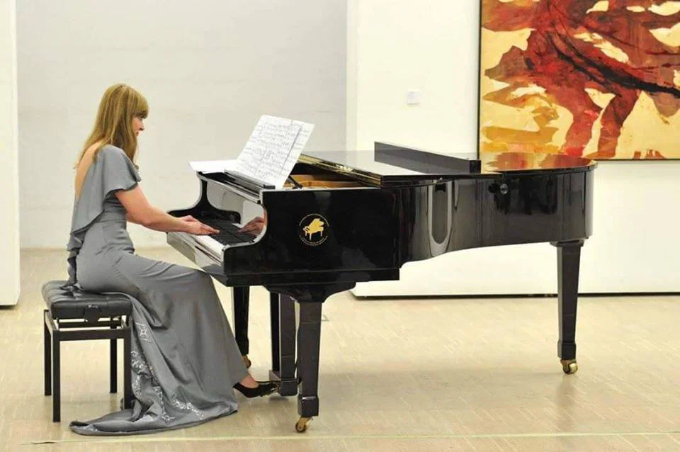 Letošnja Bernekerjeva nagrada v roke pianistki Maji Kastratovik