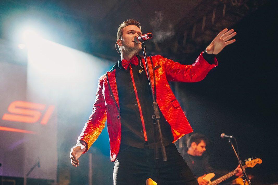 Na Kopah bo ta vikend vroče. Prihaja Luka Basi in skupina Mambo Kings