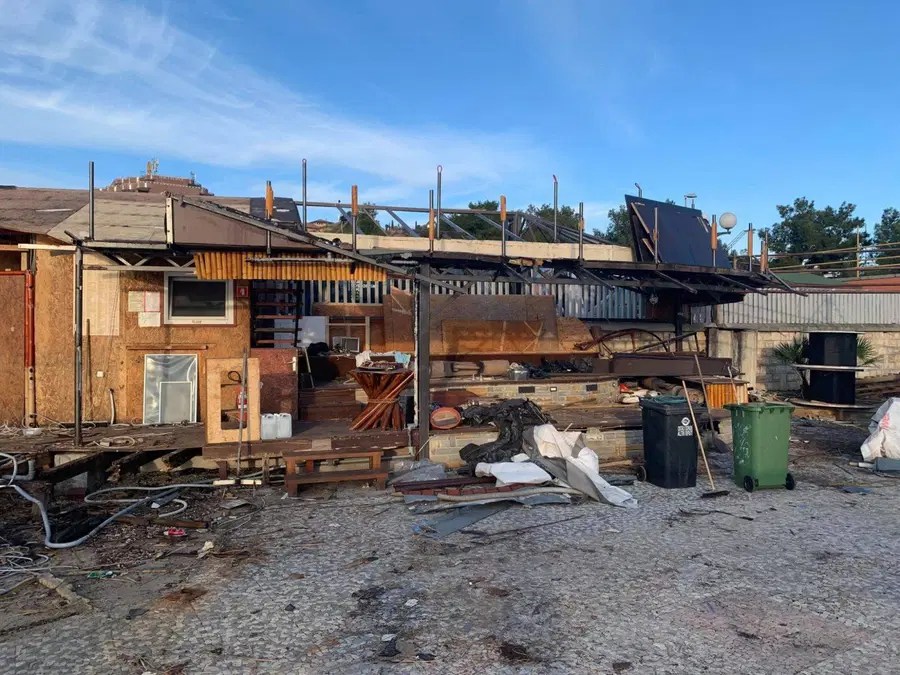 Vrata zapira eden najbolj priljubljenih lokalov na obali (FOTO)