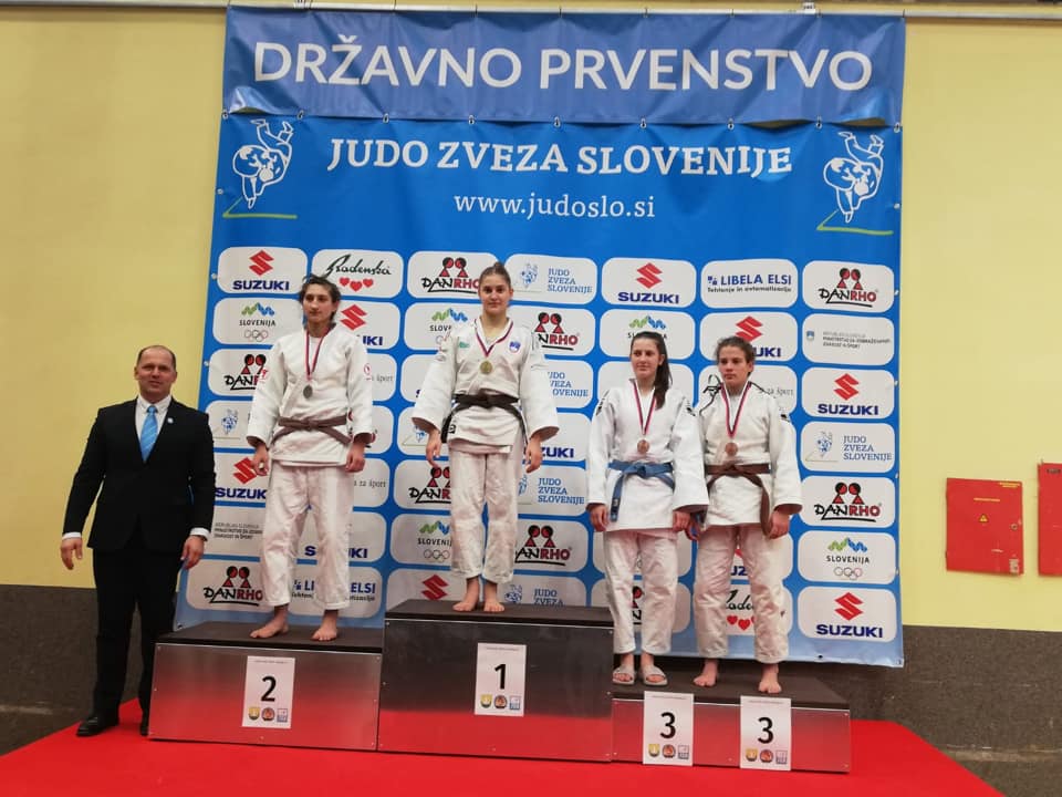 Tina Kovač in Jaka Samec postala državna prvaka, uspešni tudi ostali koroški judoisti (FOTO)