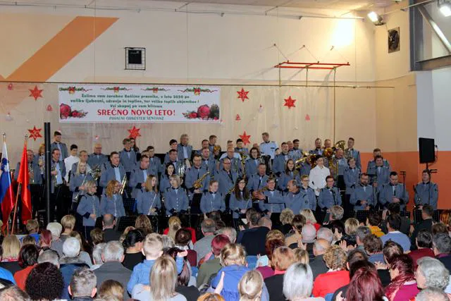 V Šentjanžu so pripravili proslavo ob dnevu samostojnosti in enotnosti (FOTO)