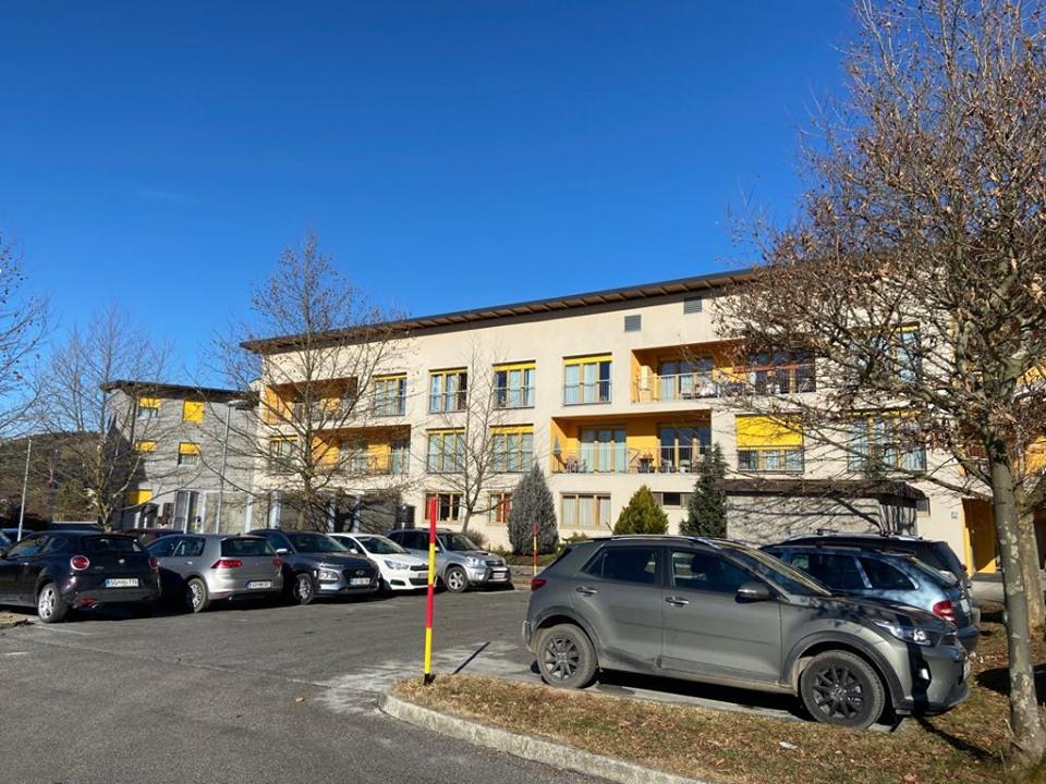 Minister Cigler Kralj: pokojnine in drugi transferji bodo izplačani nemoteno