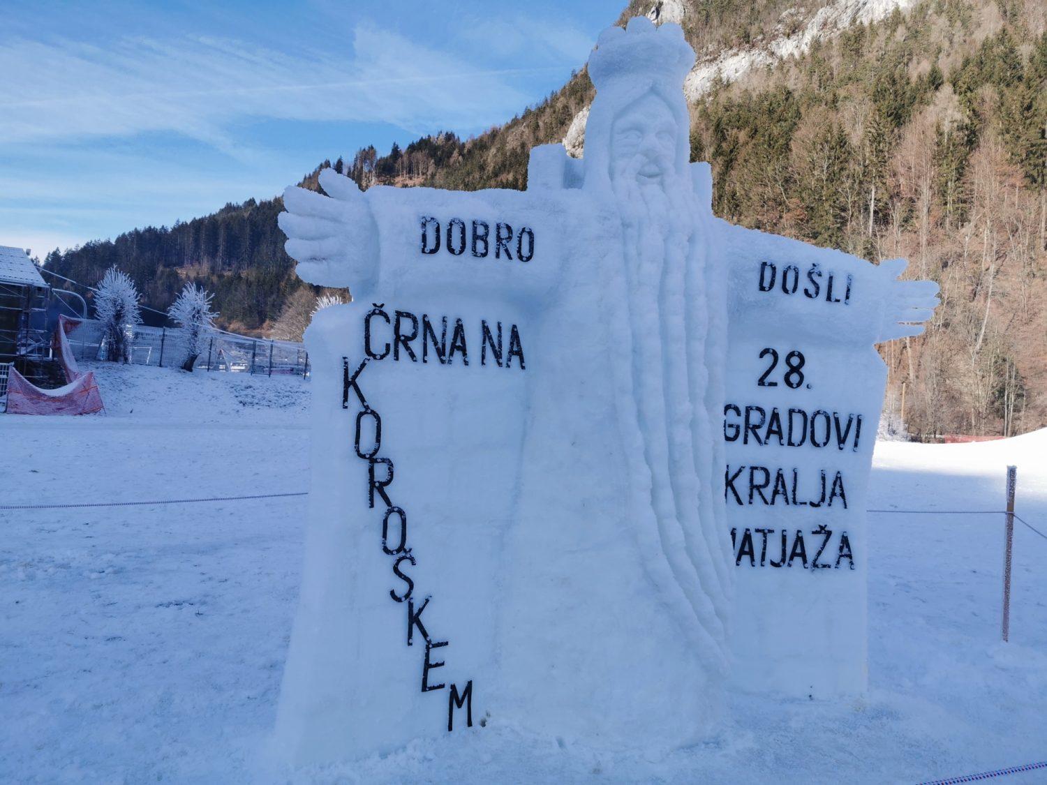 V Črni bodo županje gradile Kitajski zid, svoje ustvarjalne sposobnosti bo preizkusila tudi stranka LMŠ (VIDEO in FOTO)