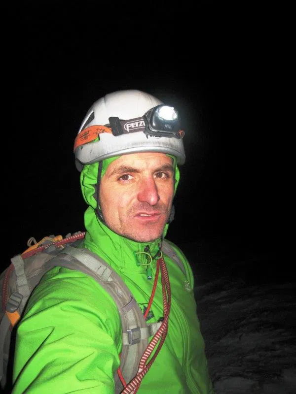 V gorah nad Jezerskim se je smrtno ponesrečil vrhunski alpinist Grega Lačen