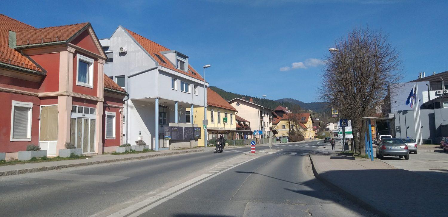 Obvestilo o zapori glavne ceste skozi Prevalje