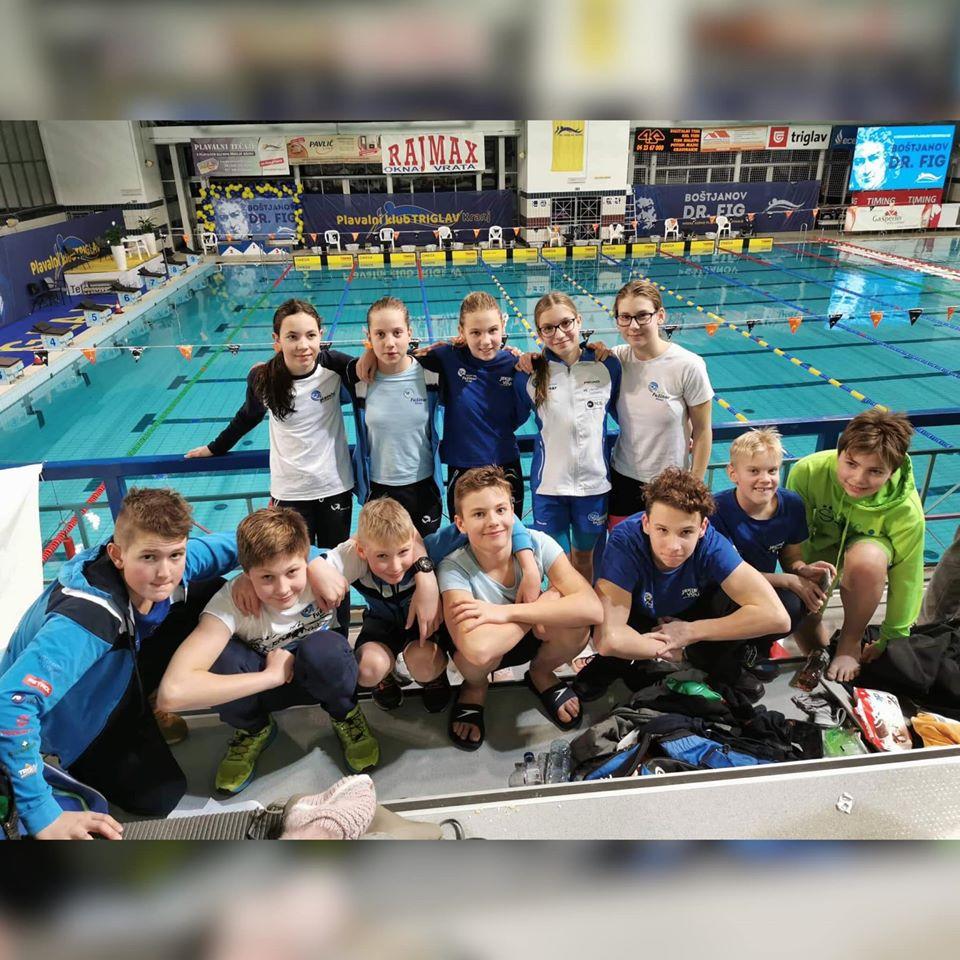 Fužinarjevi mladci na mednarodnem plavalnem tekmovanju do treh zmag in še petih stopničk (FOTO)