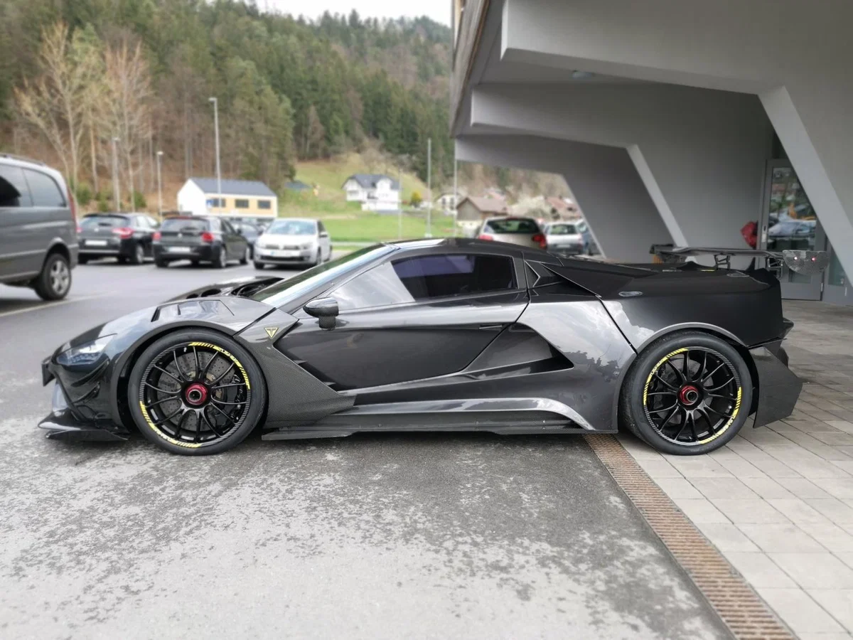 Najbolj brano aprila: Podpis pogodbe s podjetjem Tushek Supercars izjemna priložnost za študente FTPO (FOTO in VIDEO)