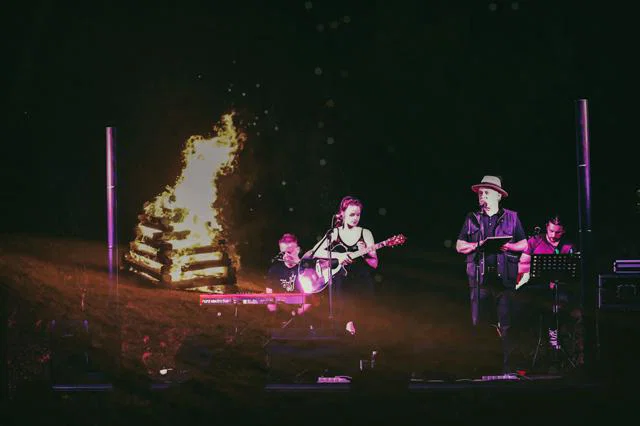 Kresna noč v Dravogradu: Kres, Ditka Čepin in Feri Lainšček